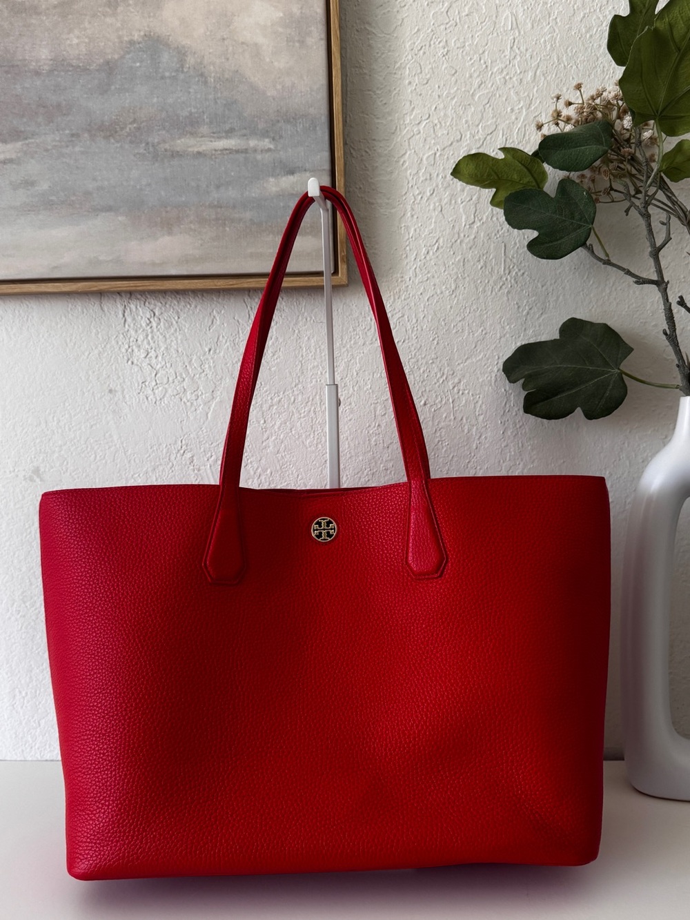 Tory Burch Perry Tote In Red Pebbled Leather
